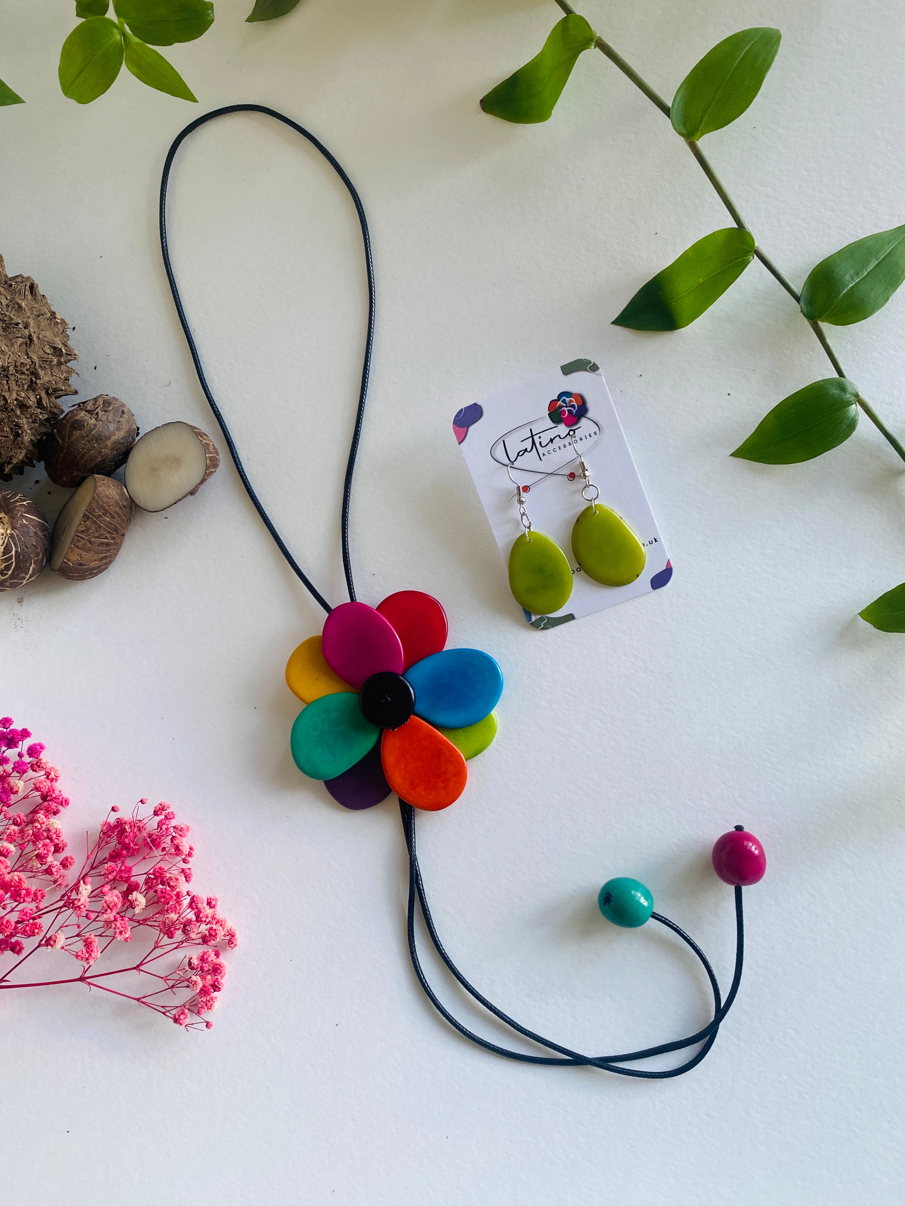 Flower Tagua Necklace Set - Multicolour